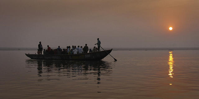 Aure - Varanasi (India)